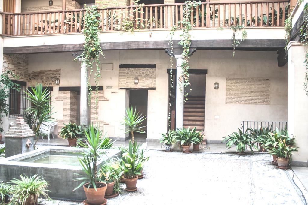 Abadia Suites Granada Exterior photo