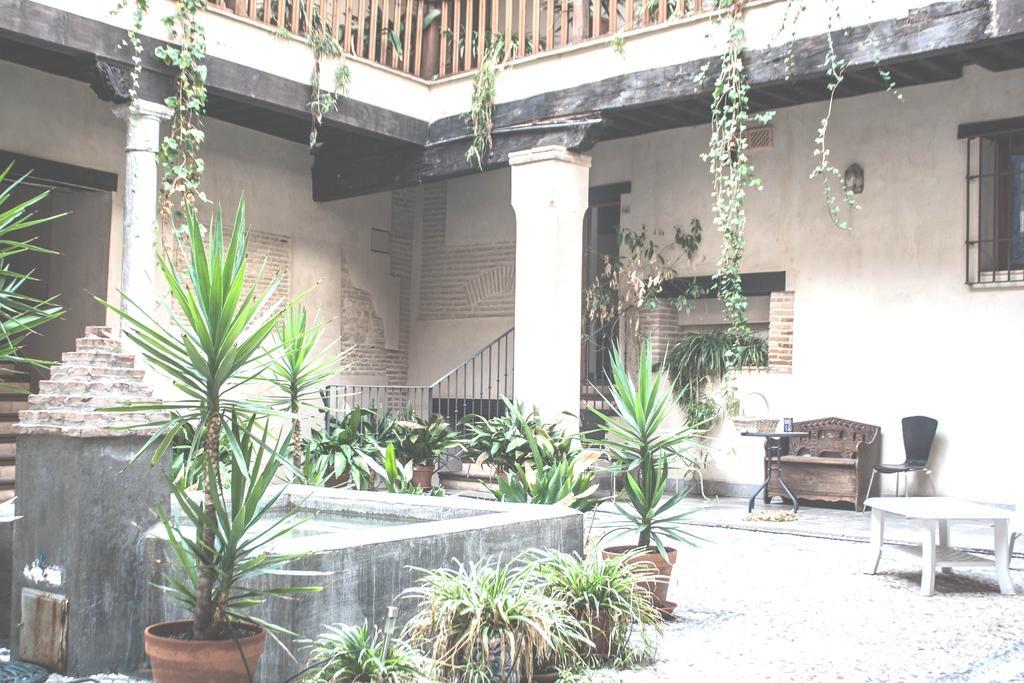 Abadia Suites Granada Exterior photo
