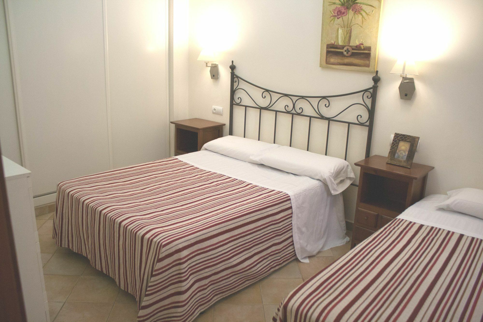 Abadia Suites Granada Exterior photo