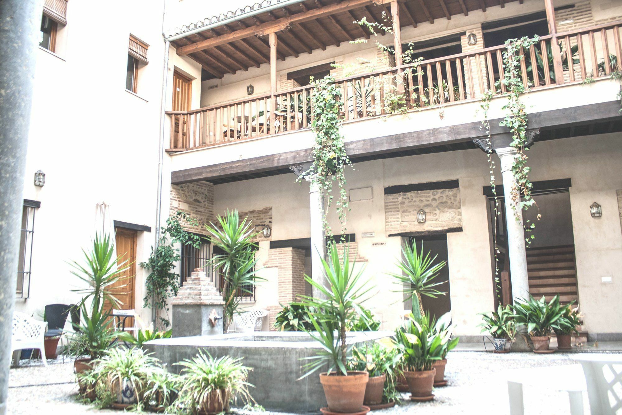 Abadia Suites Granada Exterior photo